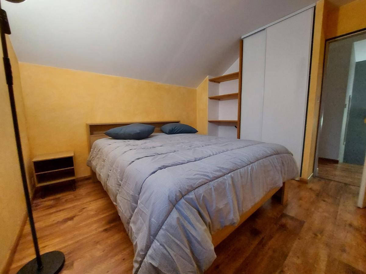 Entre Lac Et Montagne, Chaleureuse Maison 3 Pieces Avec Tres Belle Vue Lac D'Annecy. Terrasse, Jardin, Parking, Cheminee, Barbecue …. Saint-Jorioz ภายนอก รูปภาพ